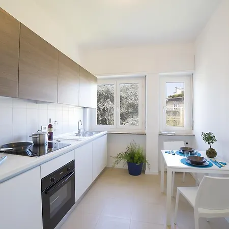 Dreams Residenza Gambara Aparthotel 2*